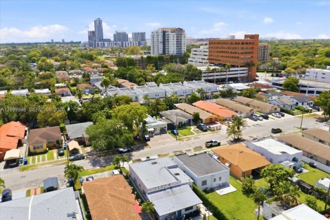 Купить виллу или дом в Майами, Флорида 2 спальни, 120.96м2, № 2067122 - фото 18