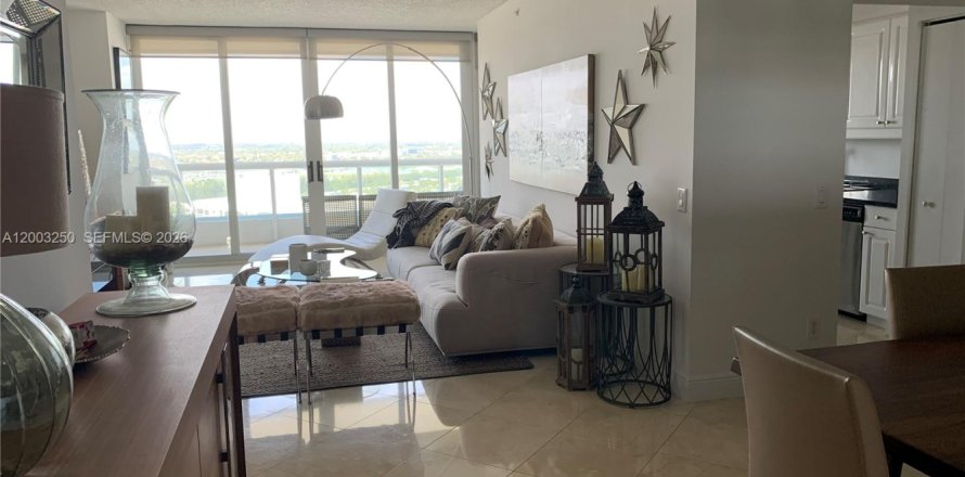 Condo in Aventura, Florida, 2 bedrooms  № 2066723