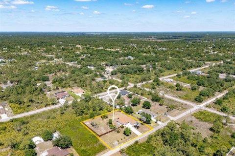 House in Lehigh Acres, Florida 4 bedrooms, 223.89 sq.m. № 1644374 - photo 27