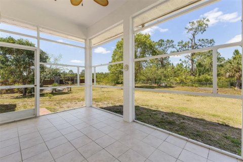 House in Lehigh Acres, Florida 4 bedrooms, 223.89 sq.m. № 1644374 - photo 19