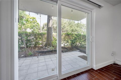 Condo in Tampa, Florida, 2 bedrooms  № 1783202 - photo 19