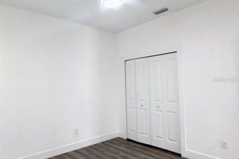 Villa ou maison à louer à Tampa, Floride: 3 chambres, 159.79 m2 № 2379580 - photo 18