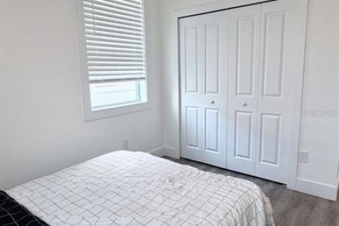 Villa ou maison à louer à Tampa, Floride: 3 chambres, 159.79 m2 № 2379580 - photo 13