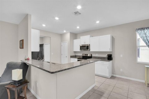 Casa en venta en Land O' Lakes, Florida, 3 dormitorios, 151.15 m2 № 2096602 - foto 11