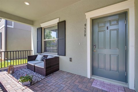 Casa en Land O' Lakes, Florida 3 dormitorios, 151.15 m2 № 2096602