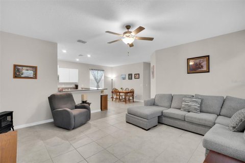 Casa en venta en Land O' Lakes, Florida, 3 dormitorios, 151.15 m2 № 2096602 - foto 6