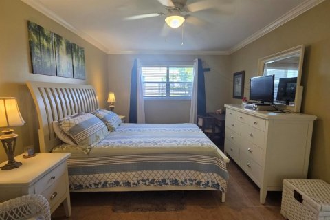 Condo in Dania Beach, Florida, 1 bedroom № 2175818 - photo 23