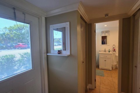 Condo in Dania Beach, Florida, 1 bedroom № 2175818 - photo 6