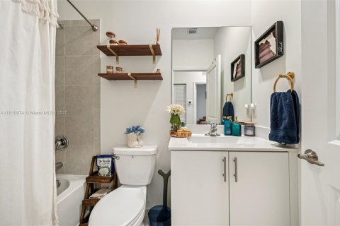 Adosado en venta en Cutler Bay, Florida, 3 dormitorios, 124.02 m2 № 2019508 - foto 19
