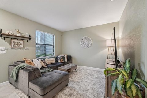 Adosado en venta en Cutler Bay, Florida, 3 dormitorios, 124.02 m2 № 2019508 - foto 18