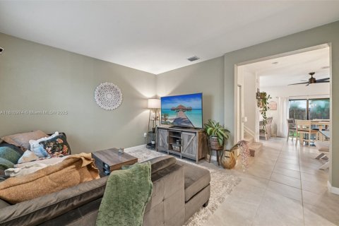 Adosado en venta en Cutler Bay, Florida, 3 dormitorios, 124.02 m2 № 2019508 - foto 15