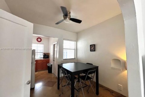 Casa en alquiler en Miami Beach, Florida, 46.45 m2 № 2253219 - foto 7