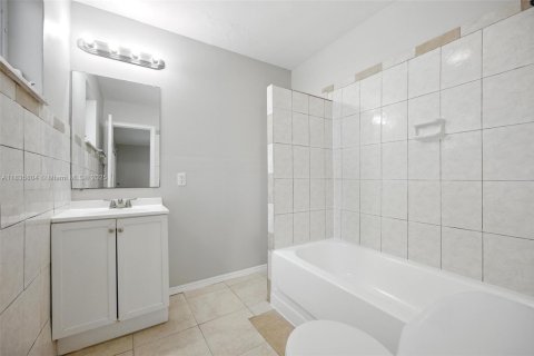 Купить виллу или дом в Санрайз, Флорида 3 спальни, 146.79м2, № 1950016 - фото 26