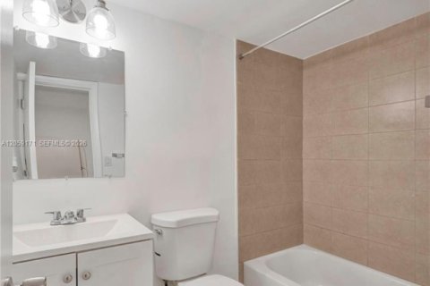 Appartement à louer à North Miami, Floride: 1 chambre, 72.93 m2 № 2264194 - photo 15