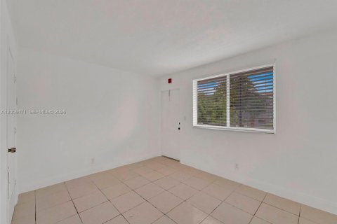 Appartement à louer à North Miami, Floride: 1 chambre, 72.93 m2 № 2264194 - photo 19