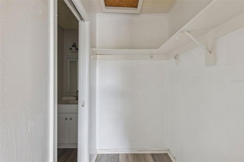 Купить коммерческую недвижимость в Винтер-Спрингс, Флорида 8 спален, 337.79м2, № 2157550 - фото 25