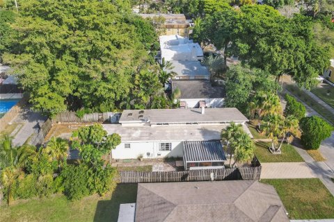 Commercial property in Hollywood, Florida 170.57 sq.m. № 1974484 - photo 27