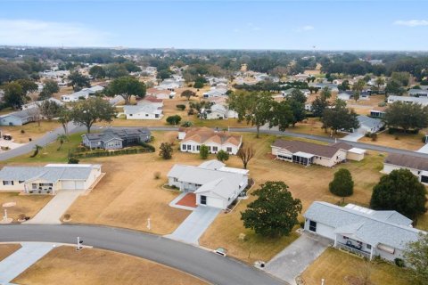 House in Summerfield, Florida 2 bedrooms, 136.85 sq.m. № 1576607 - photo 7
