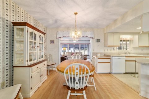 House in Summerfield, Florida 2 bedrooms, 136.85 sq.m. № 1576607 - photo 27