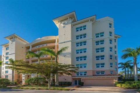 Condominio en venta en Osprey, Florida, 3 dormitorios, 248.98 m2 № 2124197 - foto 2