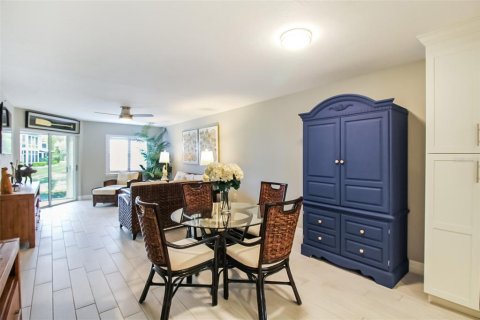 Copropriété à louer à Sarasota, Floride: 2 chambres, 89.09 m2 № 2298818 - photo 11