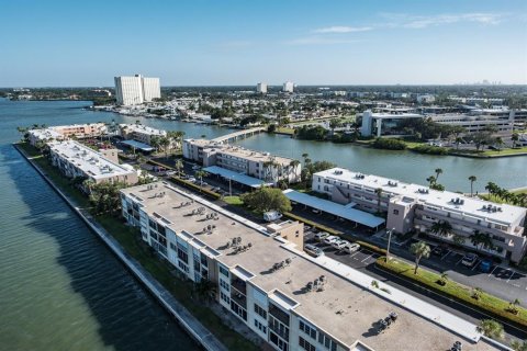 Condominio en venta en South Pasadena, Florida, 2 dormitorios, 127.74 m2 № 2430504 - foto 27