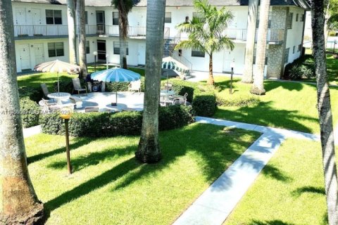 Condominio en alquiler en Davie, Florida, 2 dormitorios, 67.82 m2 № 2046504 - foto 11