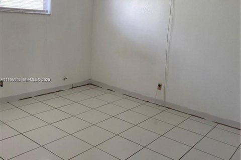 Condominio en alquiler en Davie, Florida, 2 dormitorios, 67.82 m2 № 2046504 - foto 5
