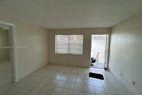 Condominio en alquiler en Davie, Florida, 2 dormitorios, 67.82 m2 № 2046504 - foto 17