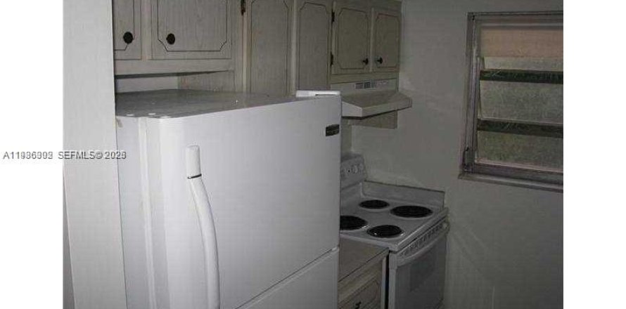 Condominio en Davie, Florida, 2 dormitorios  № 2046504