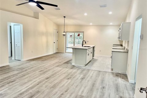 Villa ou maison à vendre à Ocklawaha, Floride: 3 chambres, 131.18 m2 № 2094175 - photo 2
