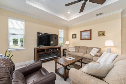 House in Ocala, Florida 2 bedrooms, 194.82 sq.m. № 2216284 - photo 17