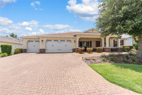 House in Ocala, Florida 2 bedrooms, 194.82 sq.m. № 2216284 - photo 4