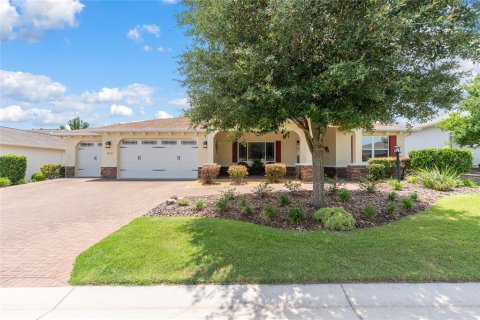House in Ocala, Florida 2 bedrooms, 194.82 sq.m. № 2216284 - photo 5