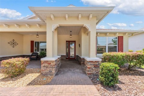 House in Ocala, Florida 2 bedrooms, 194.82 sq.m. № 2216284 - photo 9