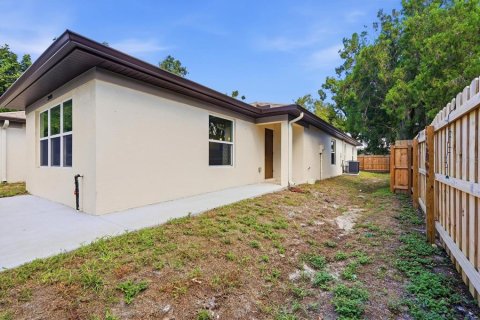 Villa ou maison à Sarasota, Floride 2 chambres, 124.67 m2 № 2420544
