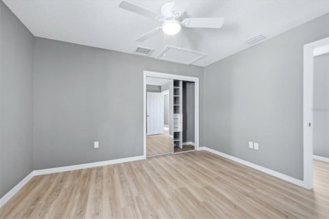 Villa ou maison à louer à Sarasota, Floride: 2 chambres, 124.67 m2 № 2420544 - photo 24