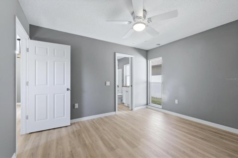 Villa ou maison à louer à Sarasota, Floride: 2 chambres, 124.67 m2 № 2420544 - photo 23