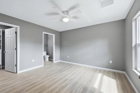 Villa ou maison à louer à Sarasota, Floride: 2 chambres, 124.67 m2 № 2420544 - photo 16
