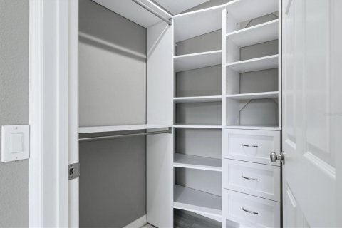 Villa ou maison à louer à Sarasota, Floride: 2 chambres, 124.67 m2 № 2420544 - photo 19