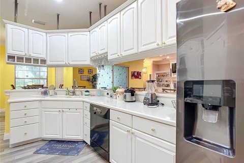 House in Summerfield, Florida 4 bedrooms, 290.88 sq.m. № 1278822 - photo 13