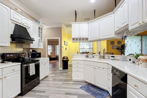 House in Summerfield, Florida 4 bedrooms, 290.88 sq.m. № 1278822 - photo 14