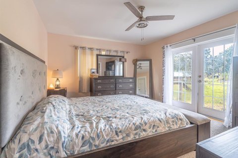 House in Brooksville, Florida 3 bedrooms, 213.95 sq.m. № 1528227 - photo 17