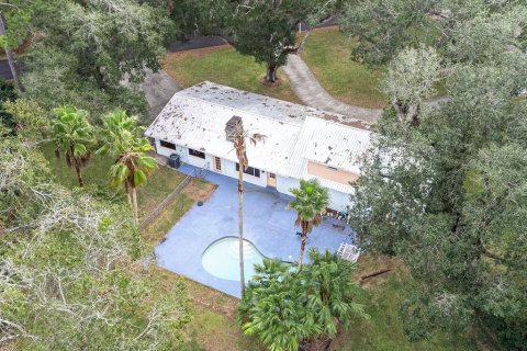 House in Brooksville, Florida 3 bedrooms, 213.95 sq.m. № 1528227 - photo 29