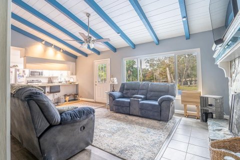 House in Brooksville, Florida 3 bedrooms, 213.95 sq.m. № 1528227 - photo 8