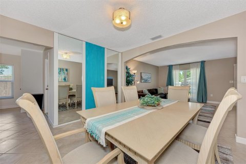Casa en alquiler en Sarasota, Florida, 3 dormitorios, 178.84 m2 № 1903267 - foto 13