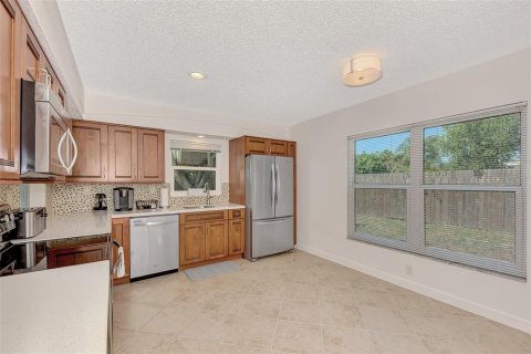 Casa en alquiler en Sarasota, Florida, 3 dormitorios, 178.84 m2 № 1903267 - foto 21