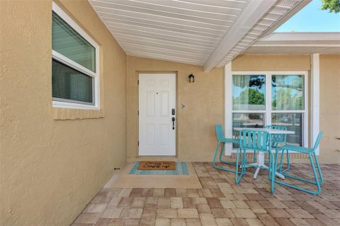 Casa en alquiler en Sarasota, Florida, 3 dormitorios, 178.84 m2 № 1903267 - foto 5