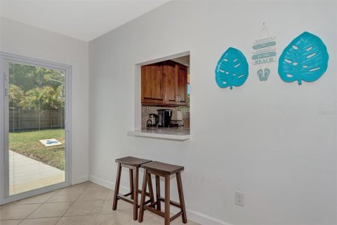 Casa en alquiler en Sarasota, Florida, 3 dormitorios, 178.84 m2 № 1903267 - foto 20