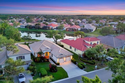 Casa en venta en Bradenton, Florida, 3 dormitorios, 190.08 m2 № 1603180 - foto 2